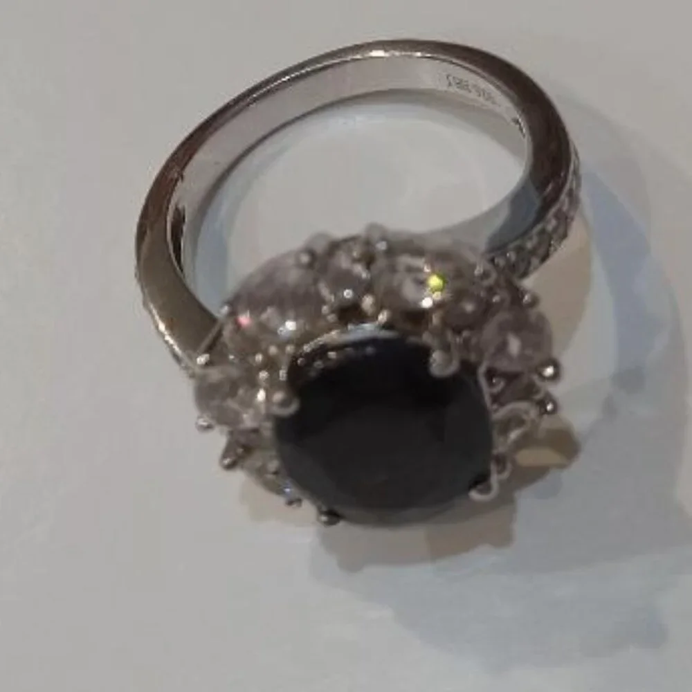 London blue topaz flower ring - Picture 6 of 8